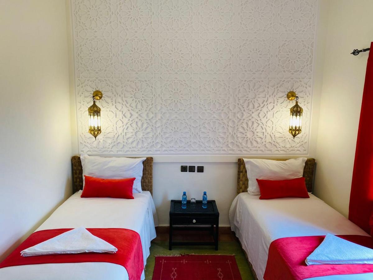 Hotel Kasbah Ennakhile Nkob Exteriör bild