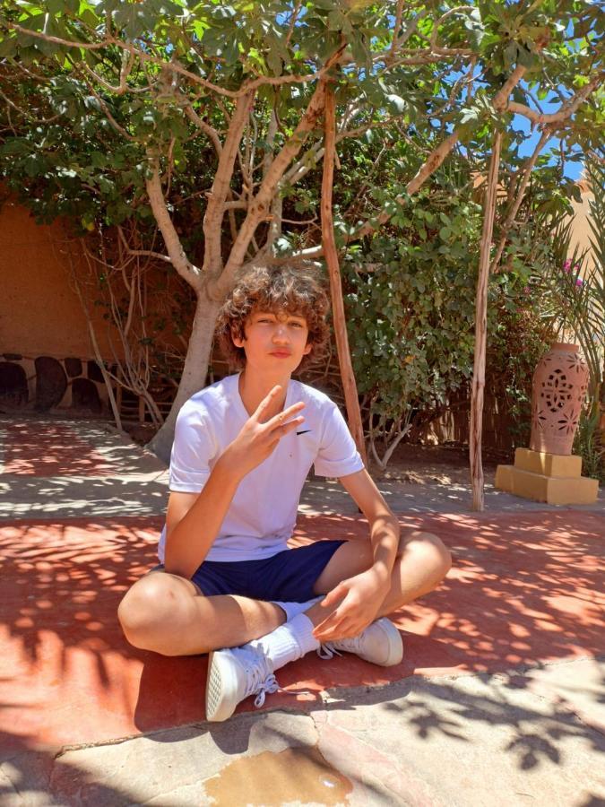 Hotel Kasbah Ennakhile Nkob Exteriör bild