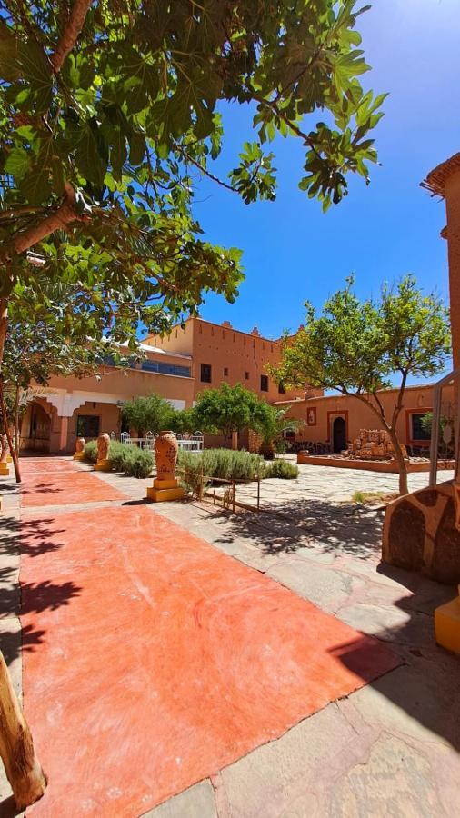Hotel Kasbah Ennakhile Nkob Exteriör bild