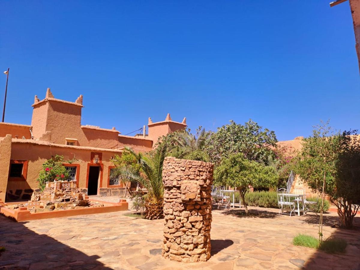 Hotel Kasbah Ennakhile Nkob Exteriör bild