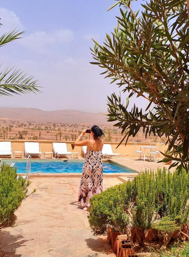 Hotel Kasbah Ennakhile Nkob Exteriör bild